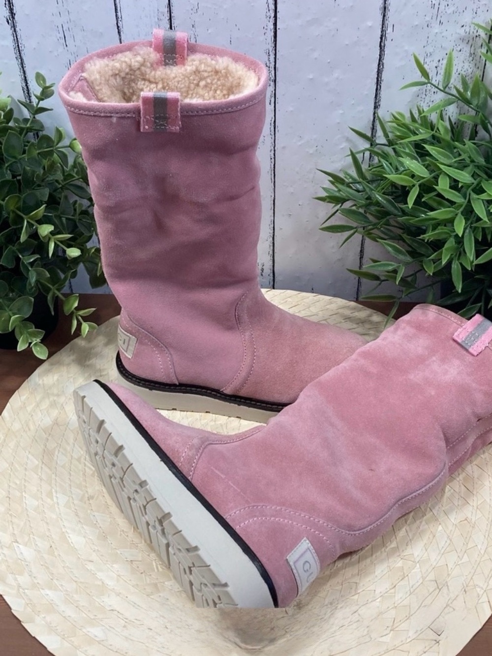 Gucci Pink Suede Shearling-Lined Kids Mid-Calf Boots